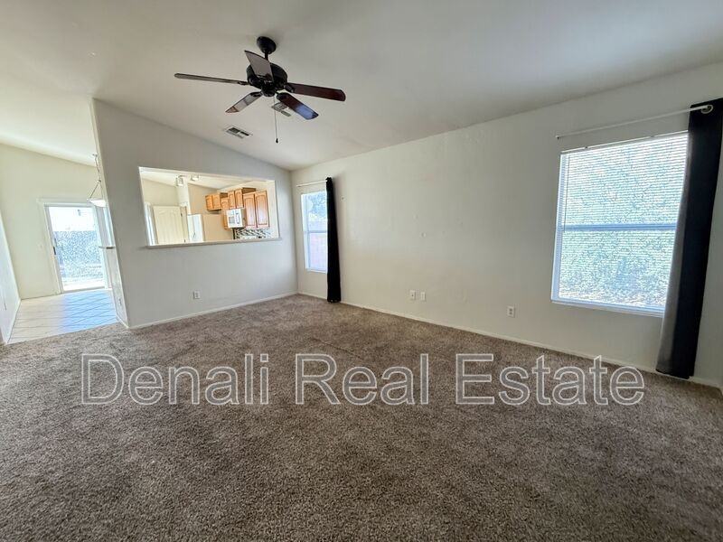 11561 Green Drive - Photo 2 of 15