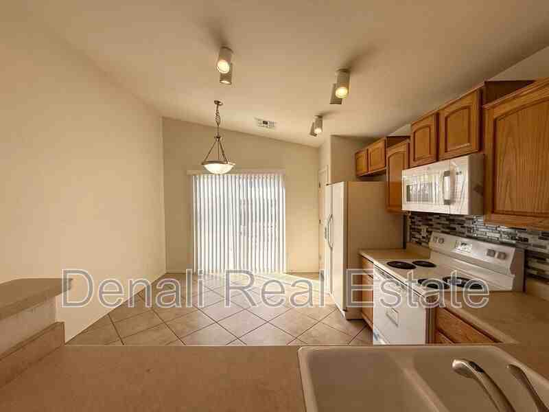 11561 Green Drive - Photo 6 of 15