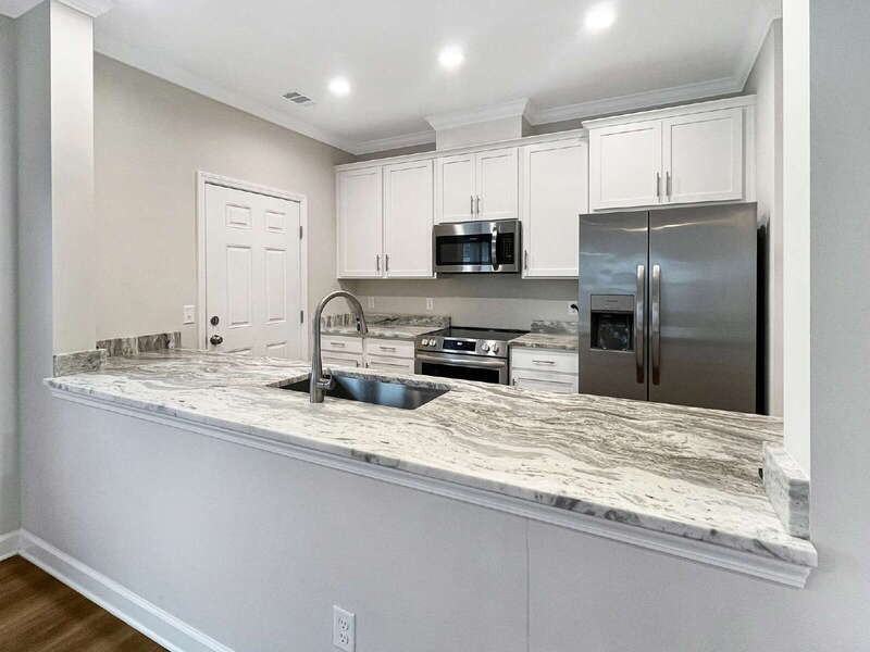 39 Travis St - Photo 6 of 19