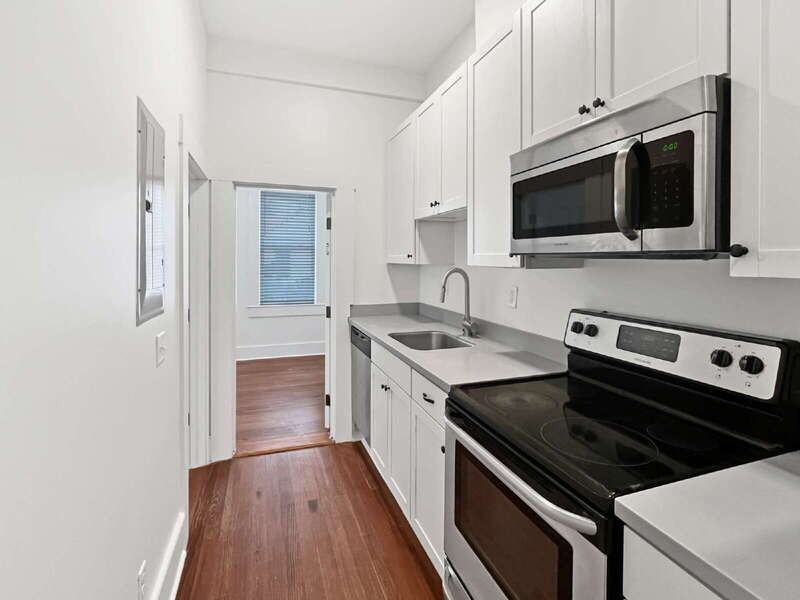 1313 Whitaker Street #D - Photo 7 of 23