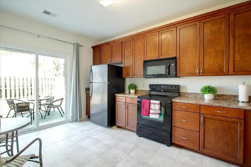 11 Summer Lake Way - Photo 6 of 23