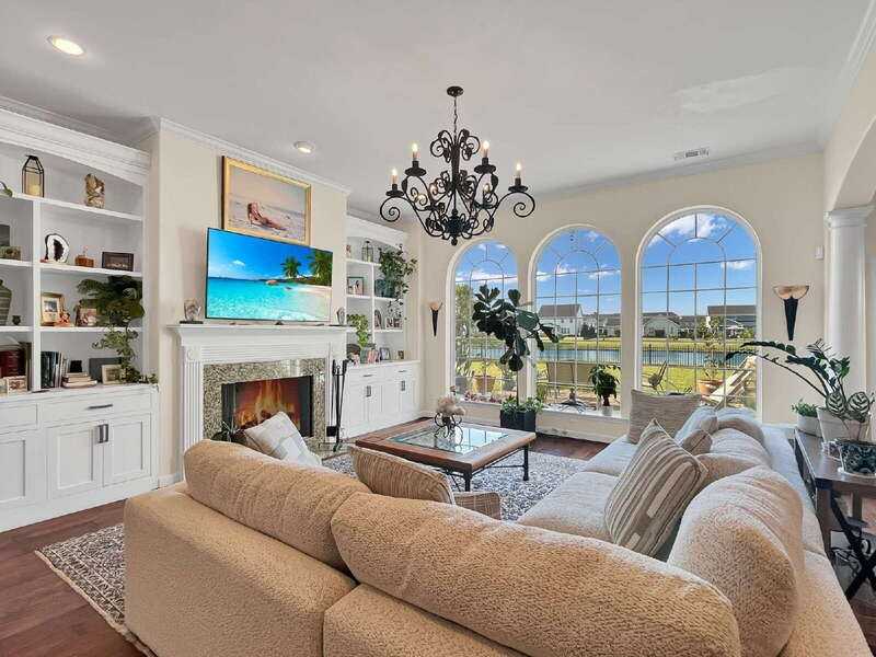 663 Wyndham Way - Photo 4 of 50