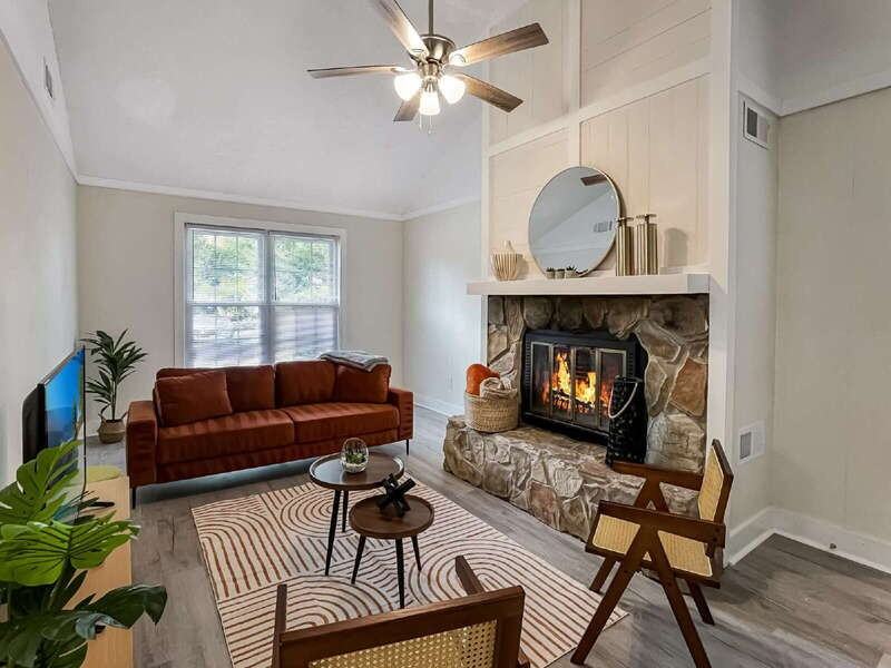 1224 Crawford Way - Photo 5 of 23