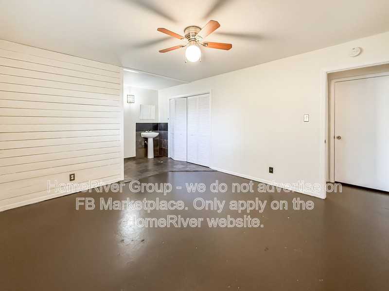 10204 Aspen St - Photo 7 of 20