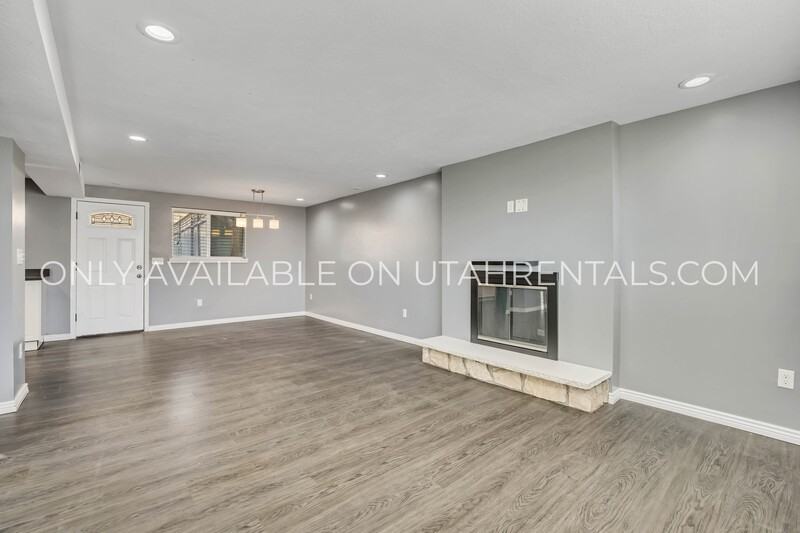 7011 S Ponderosa Dr #2 - Photo 4 of 21