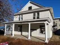 All Utilites Paid by Landlord | 434 N Spring Ave - Photo 1 of 1