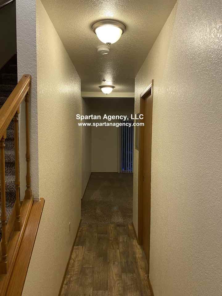 131 23rd Avenue Southeast #D - Photo 2 of 13