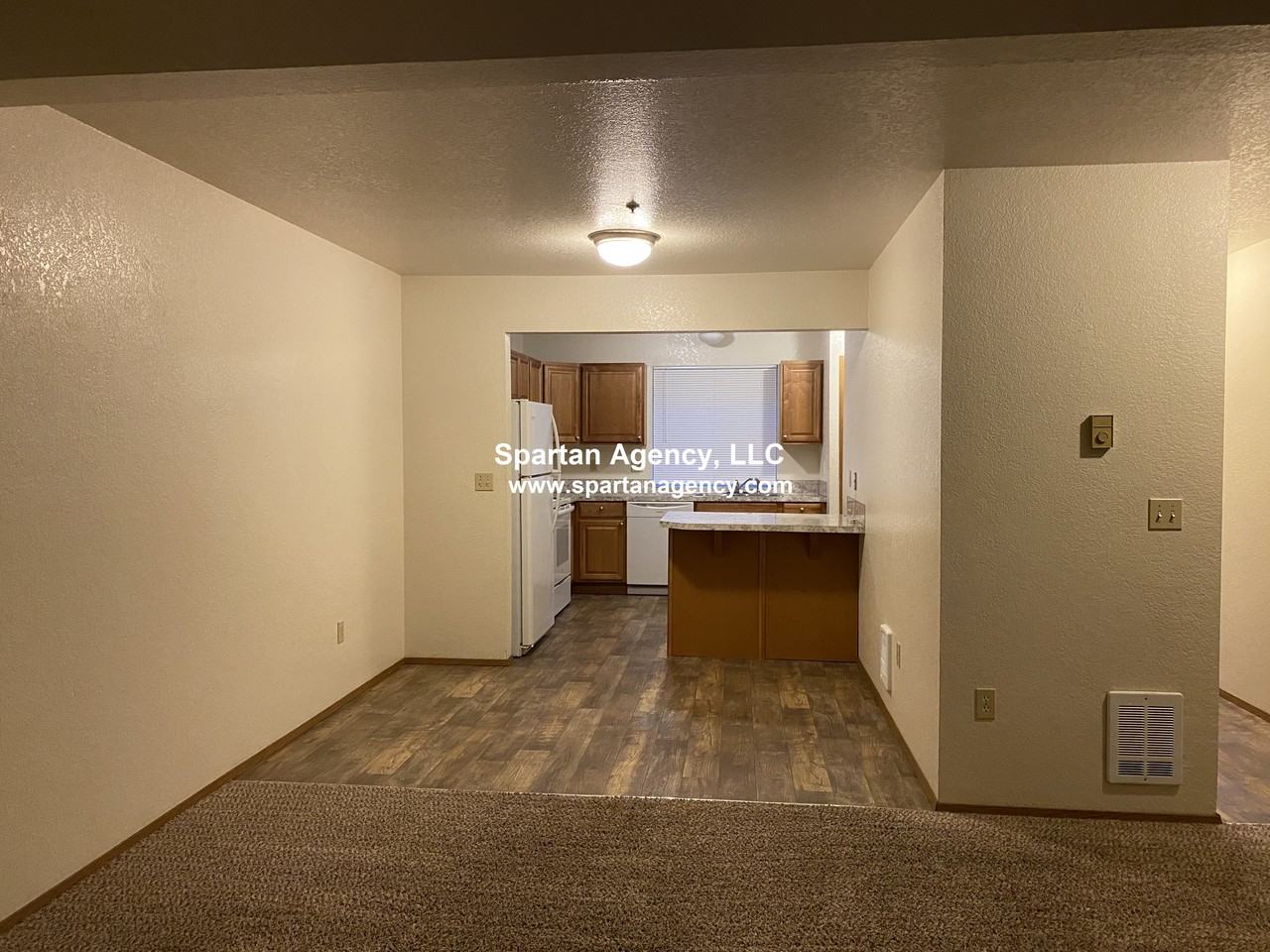 131 23rd Avenue Southeast #D - Photo 3 of 13