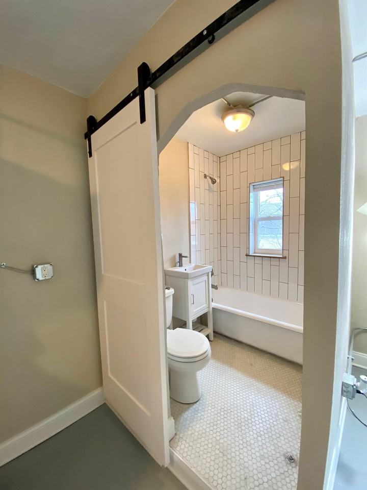 3136 Grand Ave - Photo 6 of 45