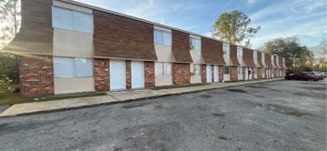 featured image of 2137 W Gordon Ave