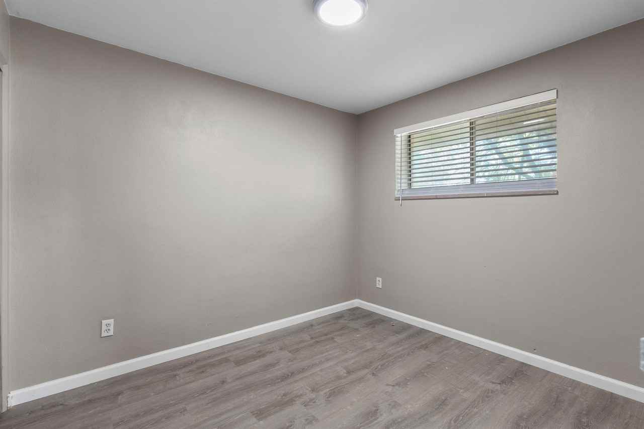 491 S Holmes - Photo 4 of 9