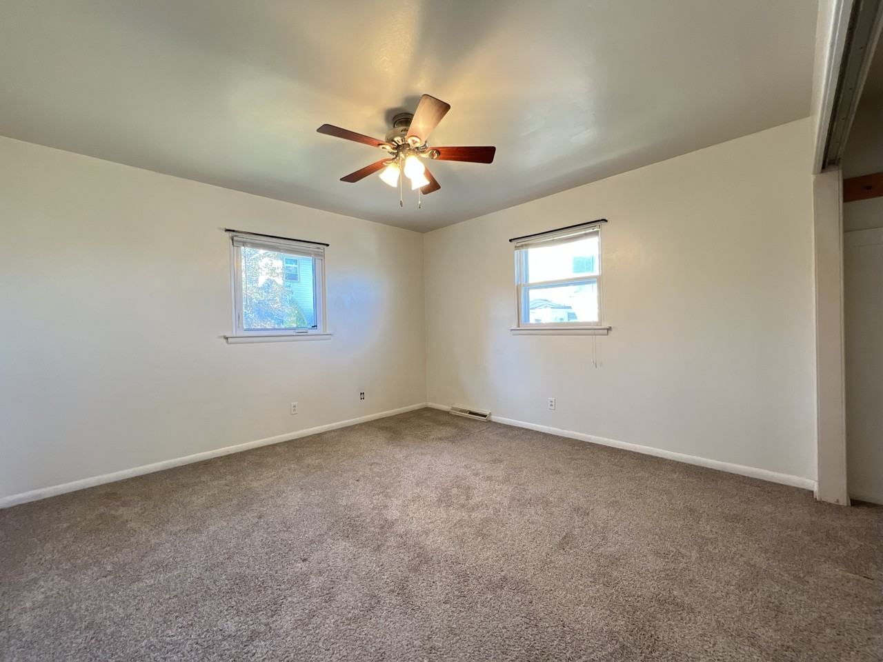 1077 Alice Street - Photo 7 of 21