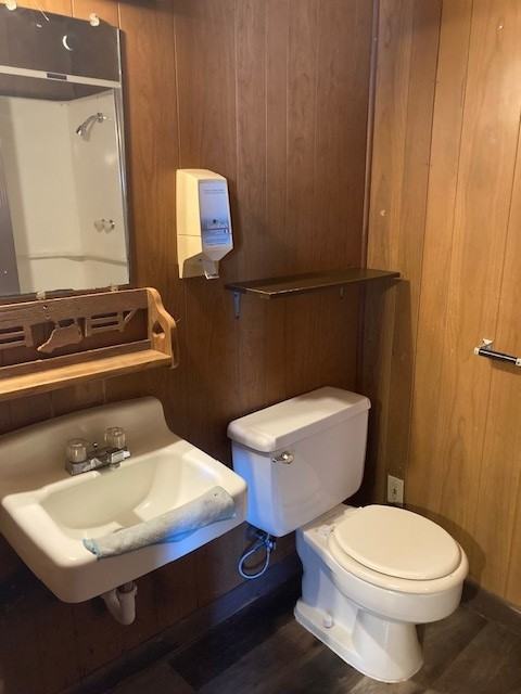 917 E 25th St - Photo 5 of 6