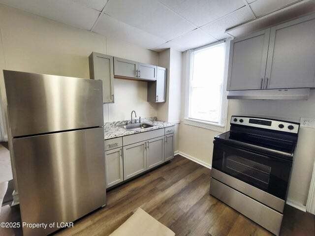 79 Sheridan street - Photo 2 of 19