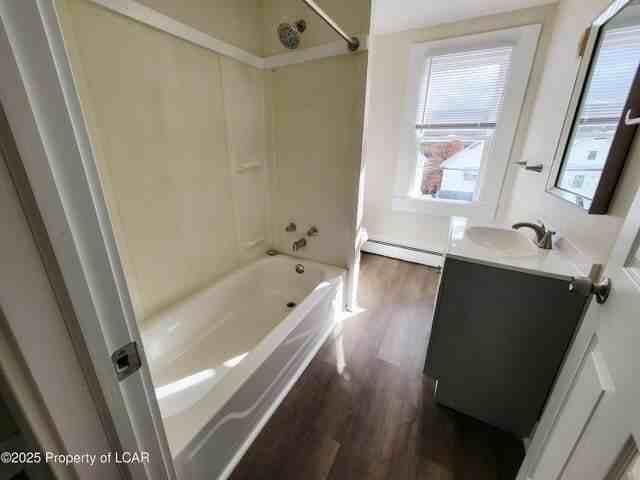 79 Sheridan street - Photo 7 of 19