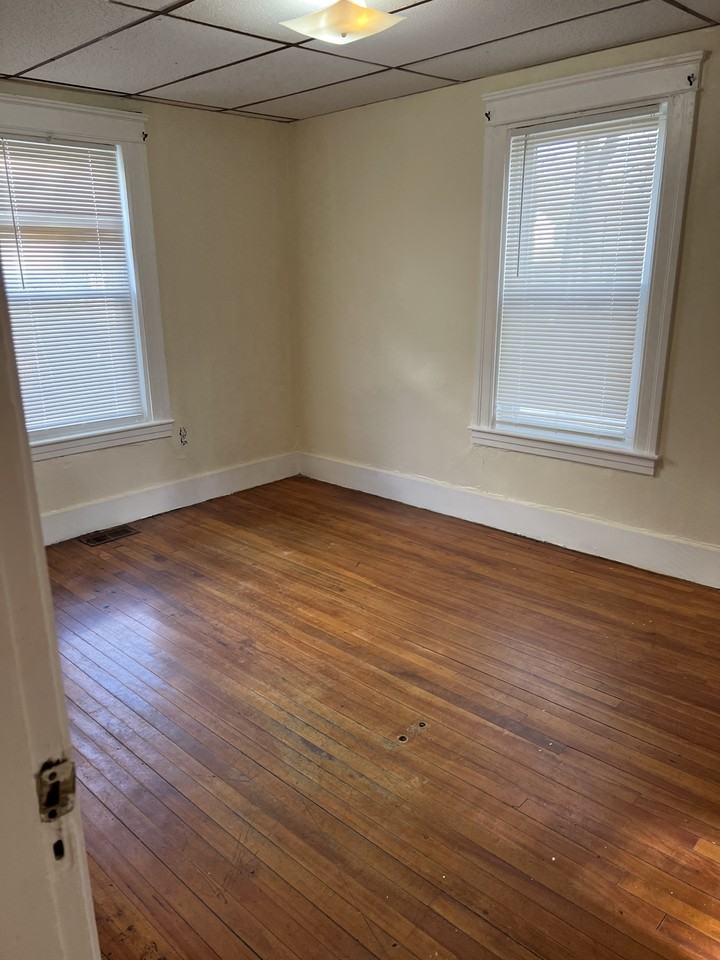 71 Loxwood Street - Photo 3 of 10