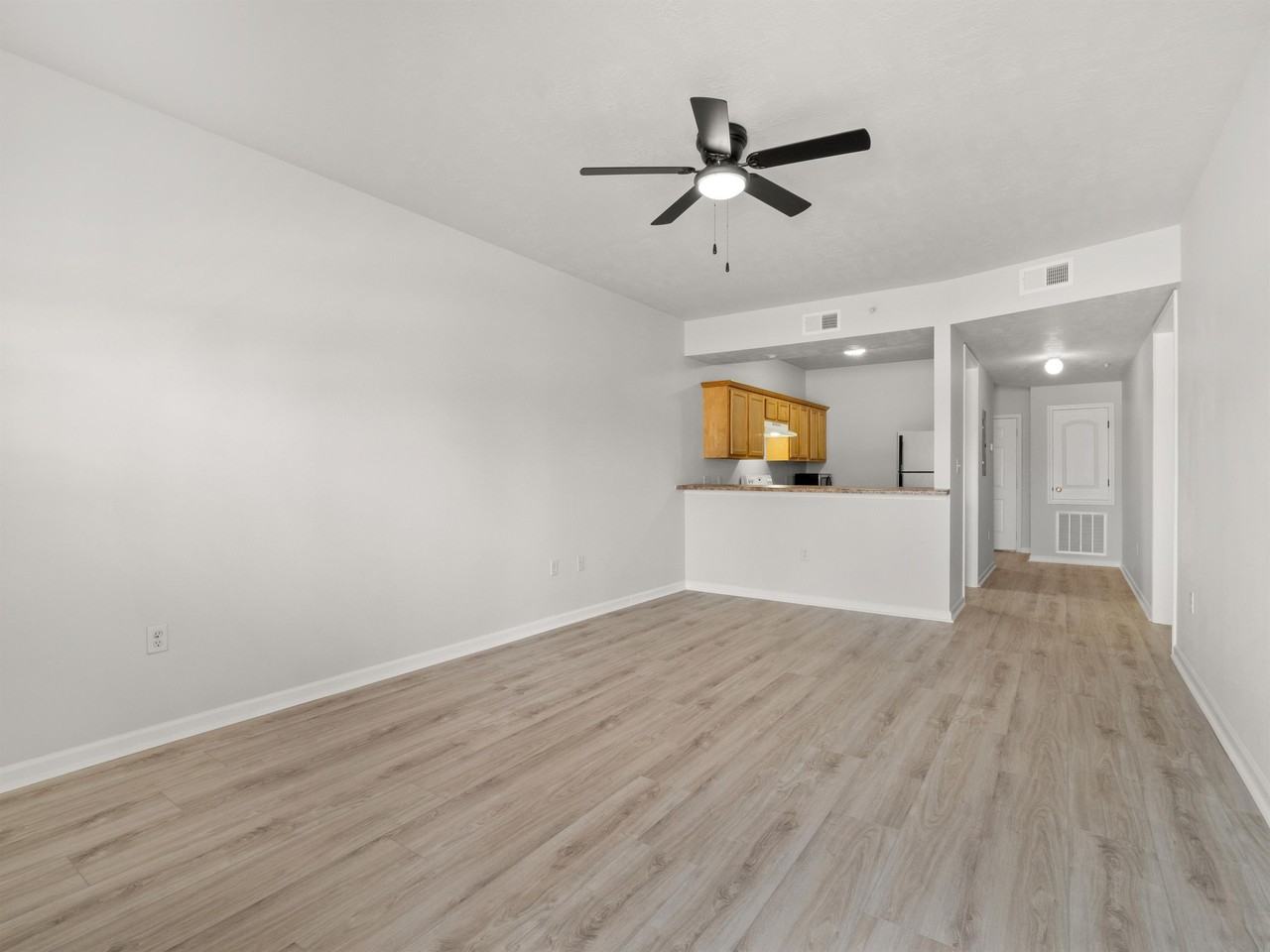 4720 Common Street - Photo 5 of 46