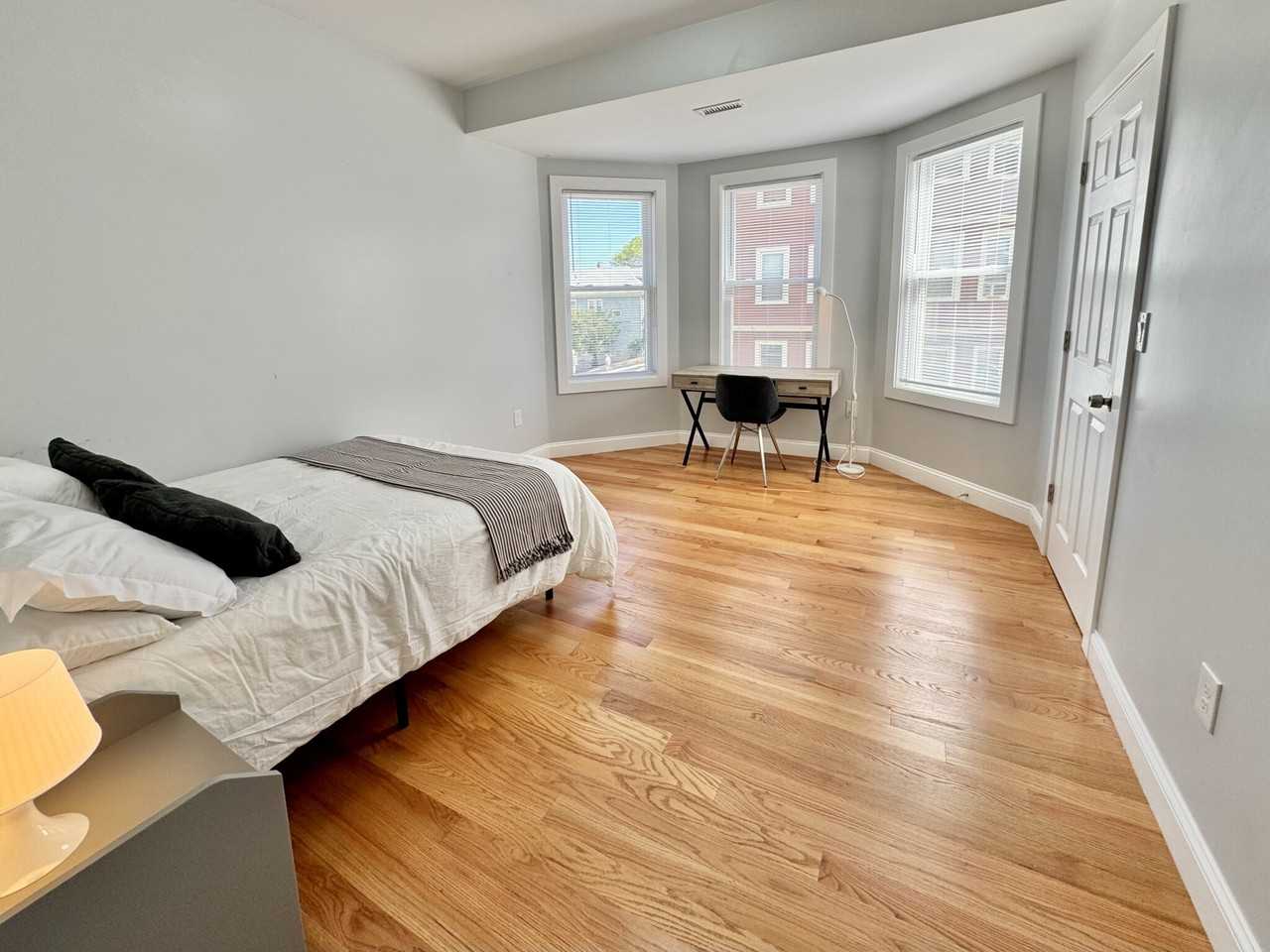 193 Hillside St #2 - Photo 4 of 26