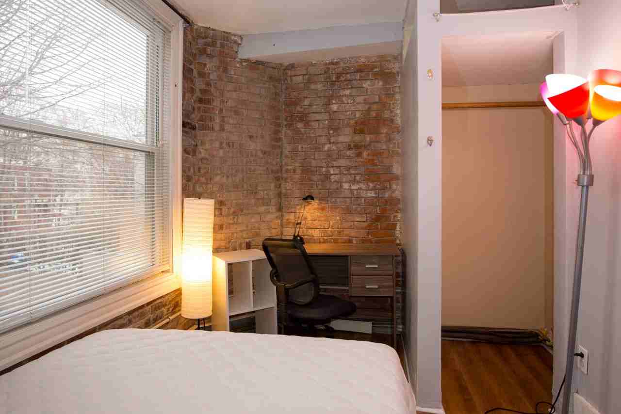 71 Hammond St - Photo 7 of 20