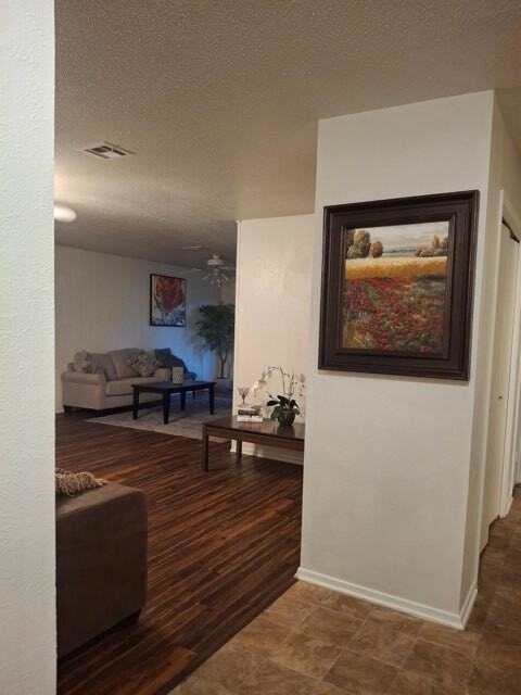 1409 Paseo Del Oro - Photo 5 of 21