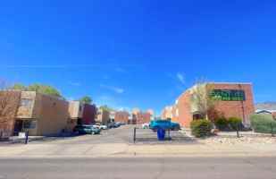 featured image of 12621 Lomas Blvd Ne