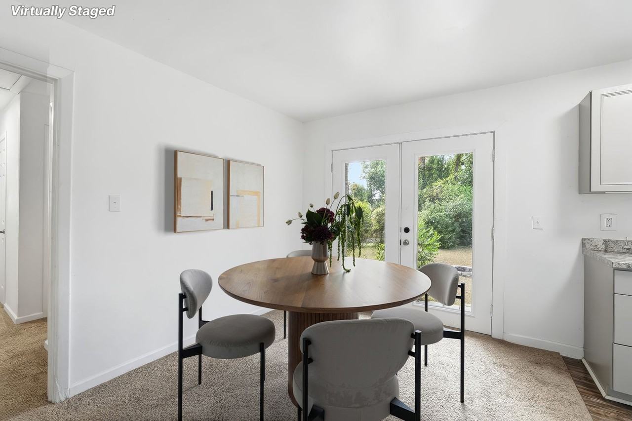 204 Juniper Dr - Photo 4 of 14