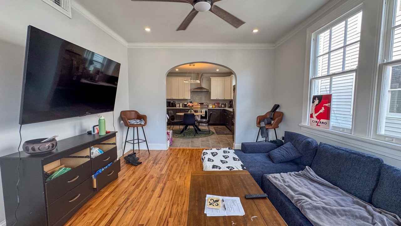 2616 Calhoun St - Photo 3 of 28