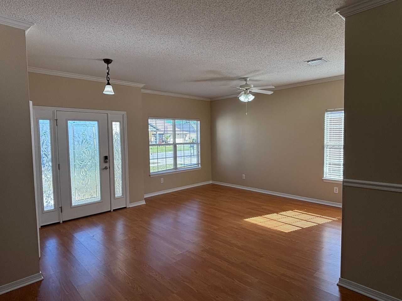 3421 Cherry Ridge Road - Photo 2 of 28