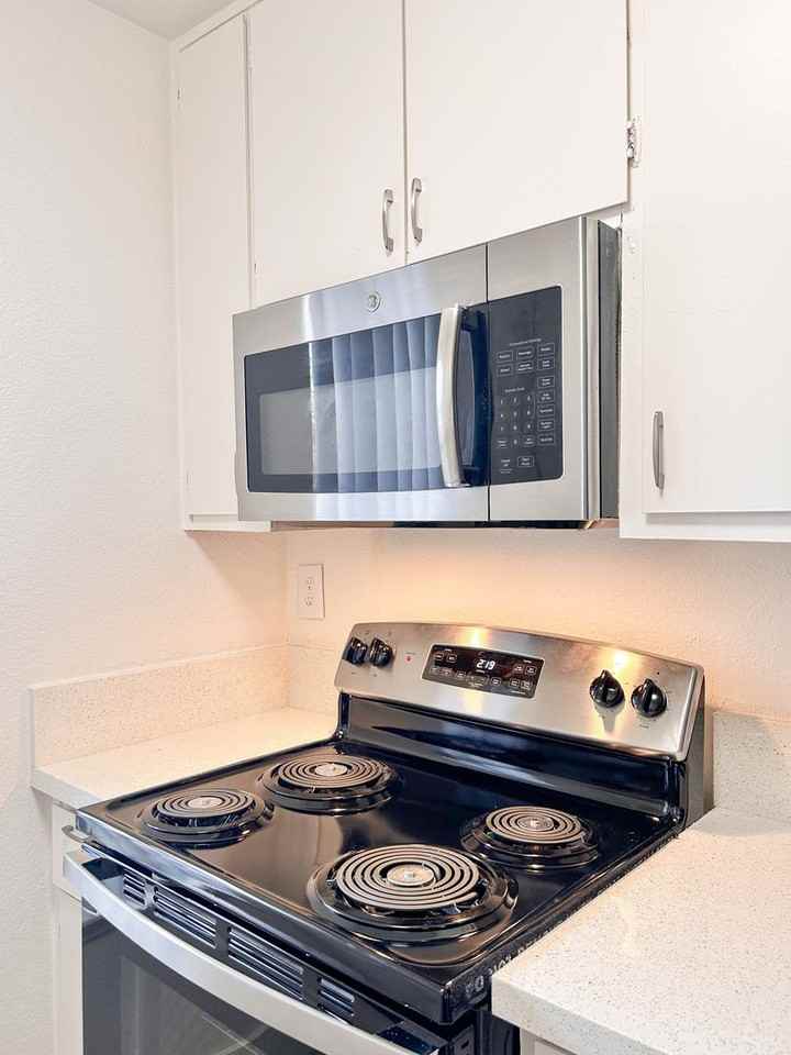 Carlton Woods - Photo 4 of 18