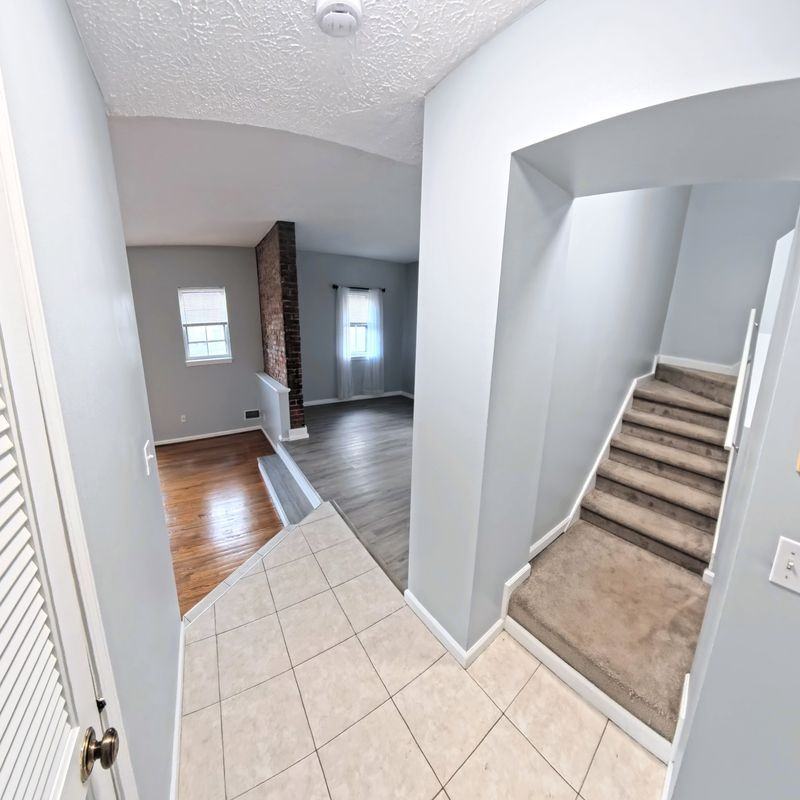 14 Atkinson St ##5 - Photo 4 of 25