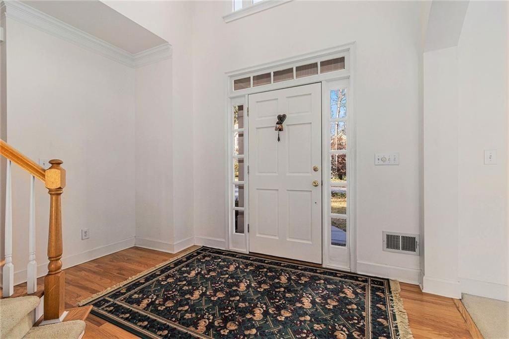 2653 Danforth Ln - Photo 4 of 8