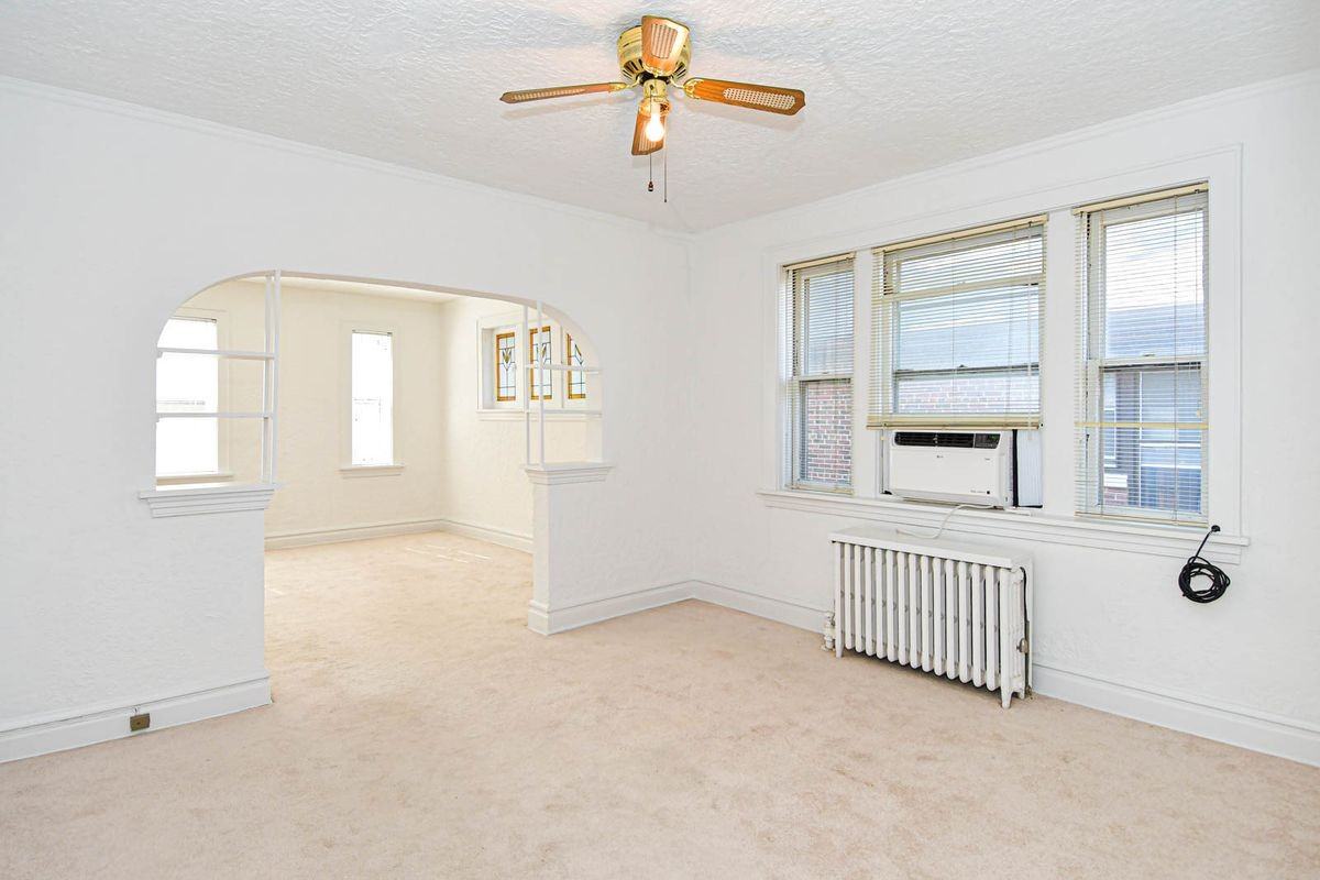 1071 Terrace Dr - Photo 6 of 30