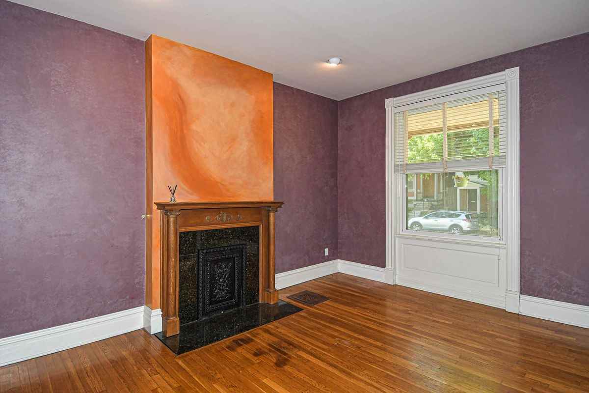 2322 Virginia Ave - Photo 5 of 41