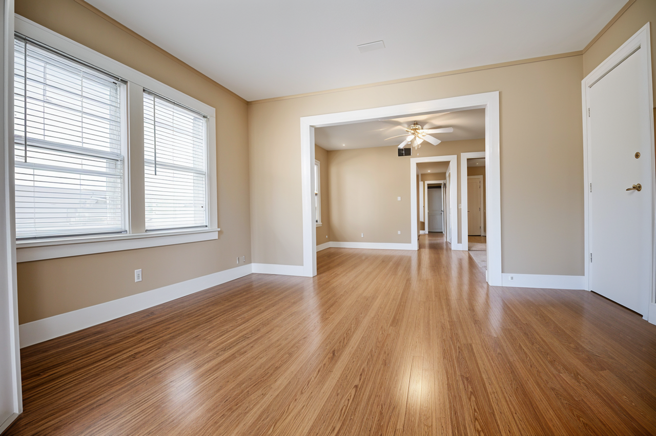 Spacious 2 - Photo 3 of 10