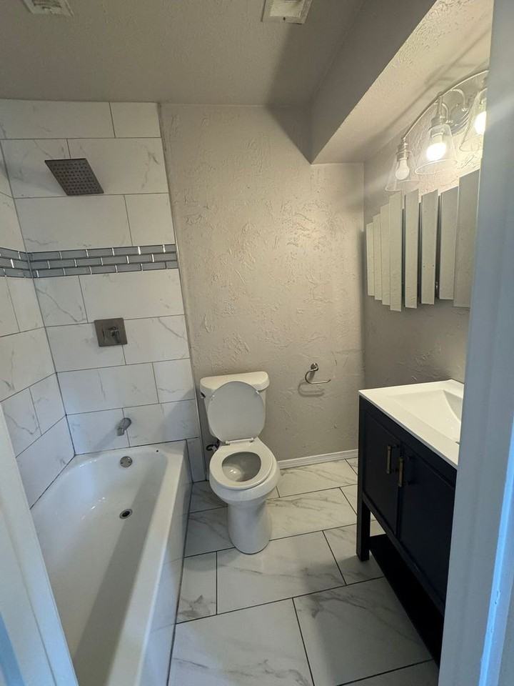 2272 Jamestown Lane - Photo 7 of 16