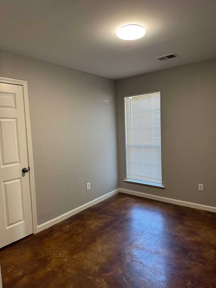 100B Nikki Dr - Photo 6 of 11