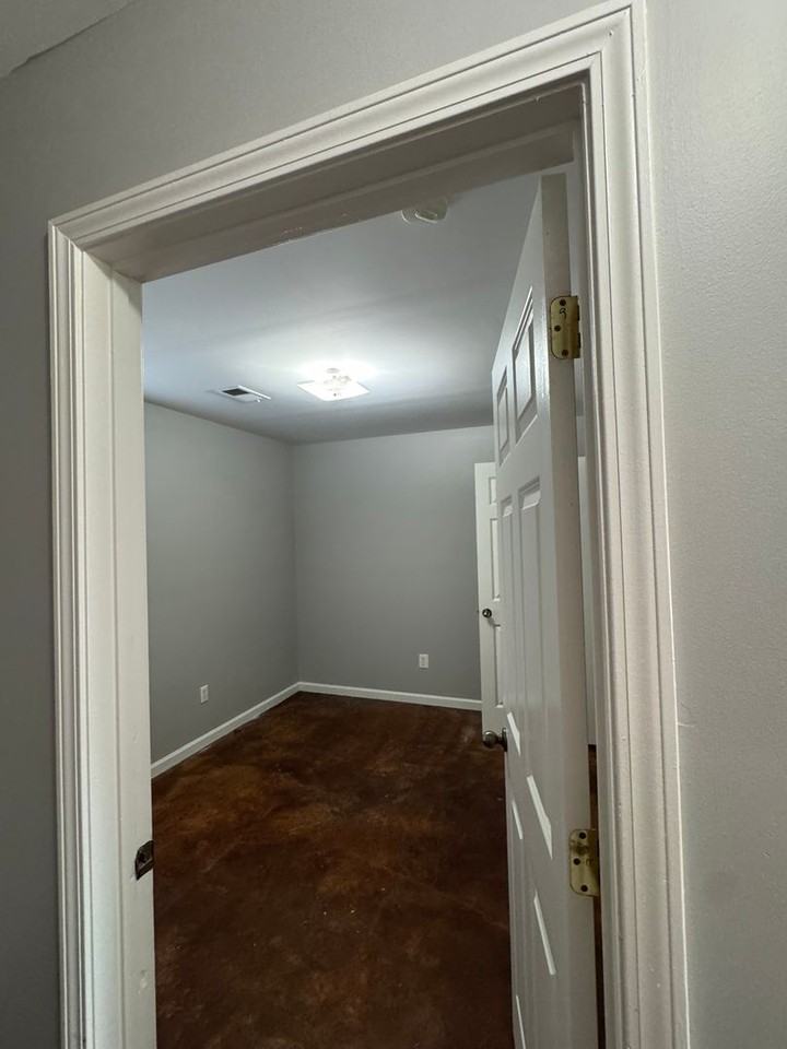 100B Nikki Dr - Photo 7 of 11