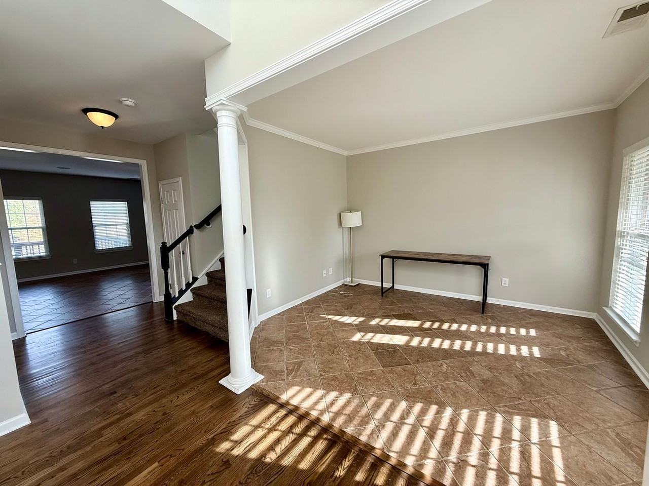 4818 Summerside Dr - Photo 3 of 32