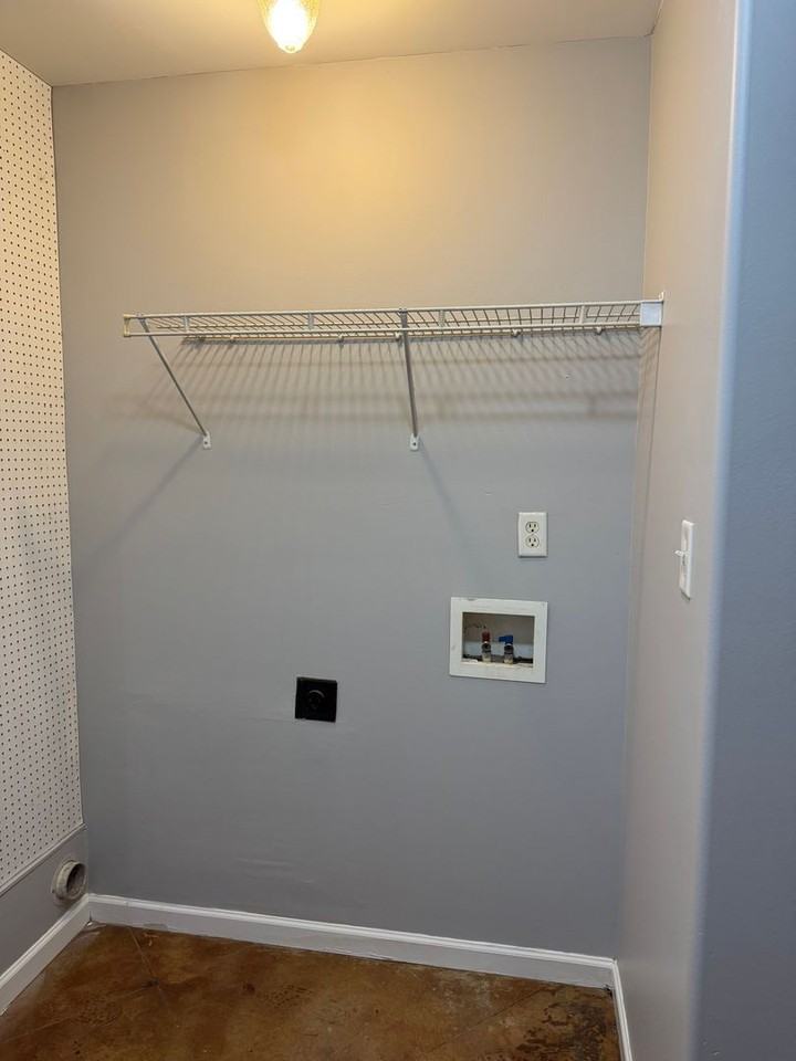 411A Bruce St - Photo 7 of 14