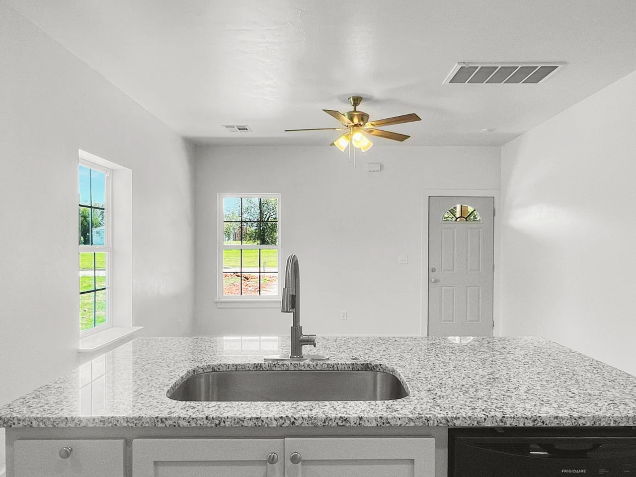 1608 Southwest Jefferson Avenue - Photo 7 of 13