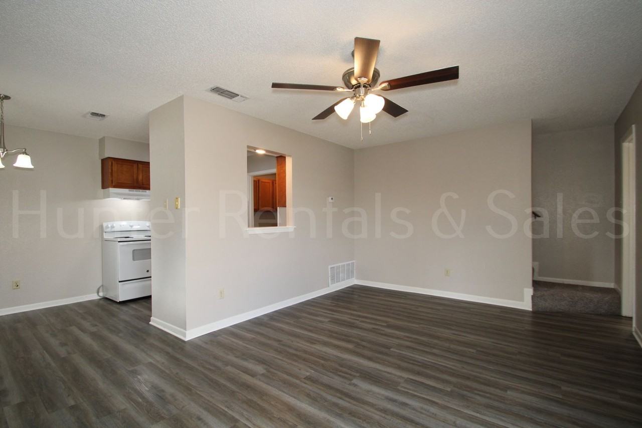 2407 Bermuda Drive - Photo 3 of 20