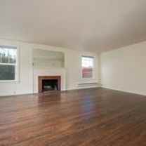 8WHowe - Photo 1 of 1