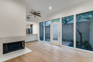 Routh - Photo 1 of 1