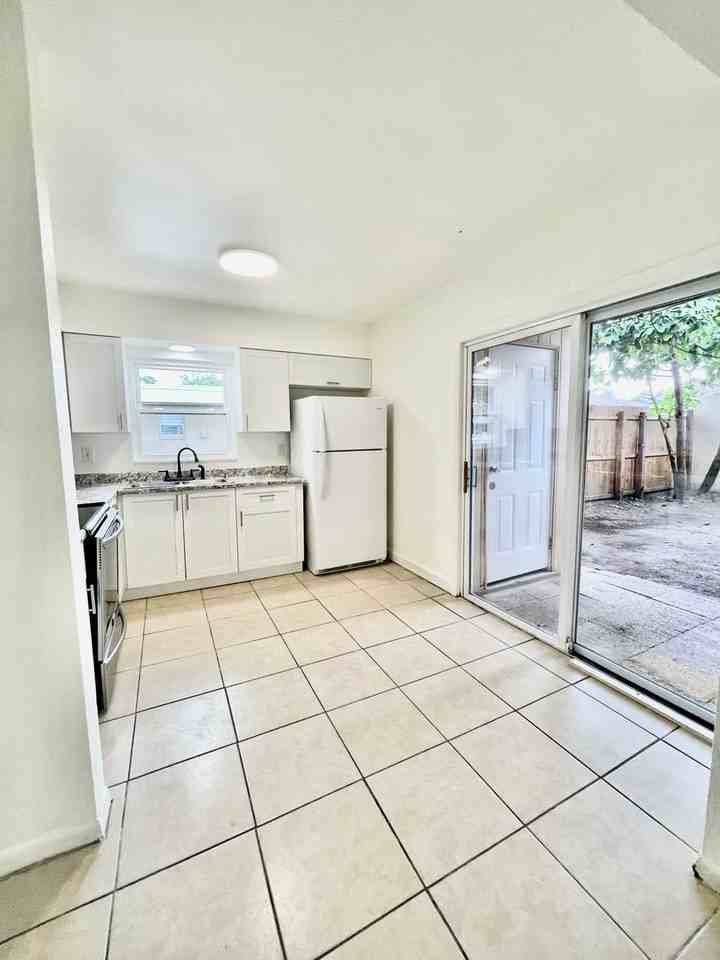 211 Stefanik Rd - Photo 7 of 25