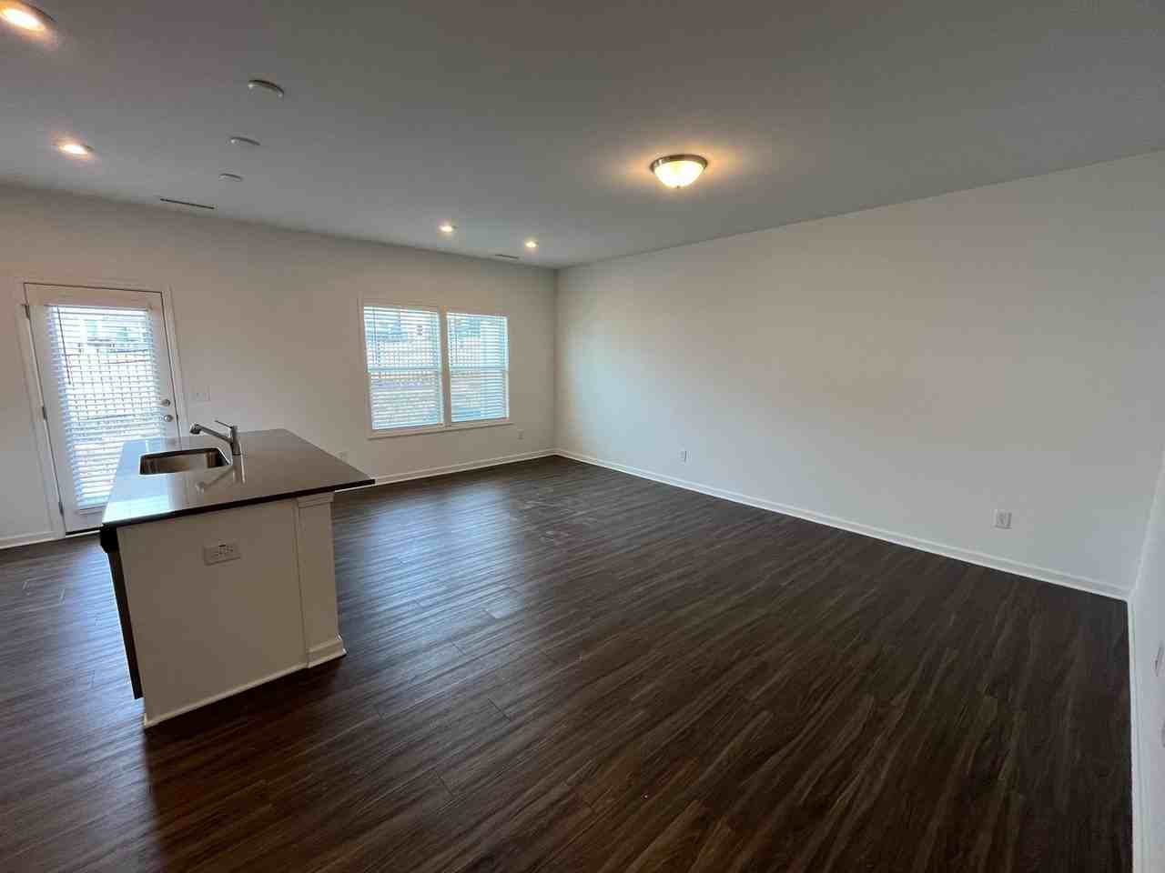 805 Star Ridge Dr - Photo 3 of 20