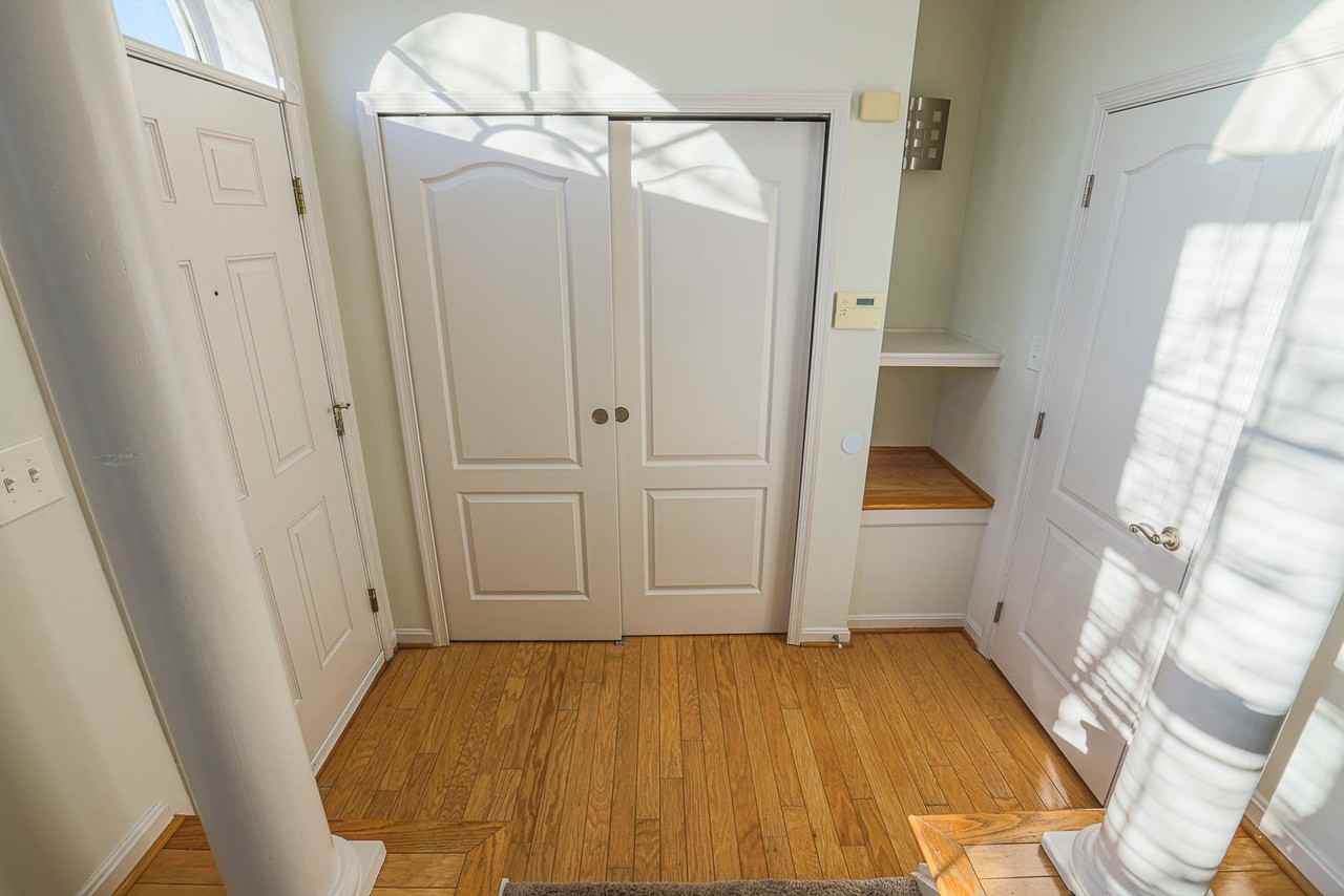 641 Kirkcaldy Way - Photo 3 of 24