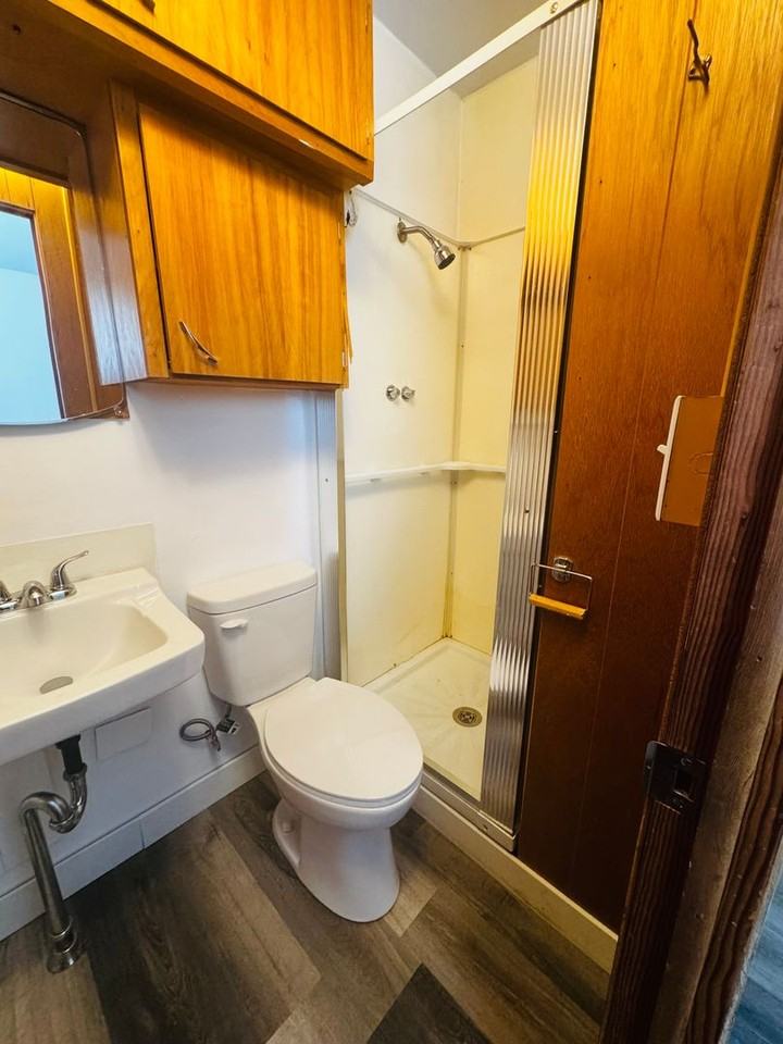 Zing Beam - 703 H Ave - Photo 3 of 20