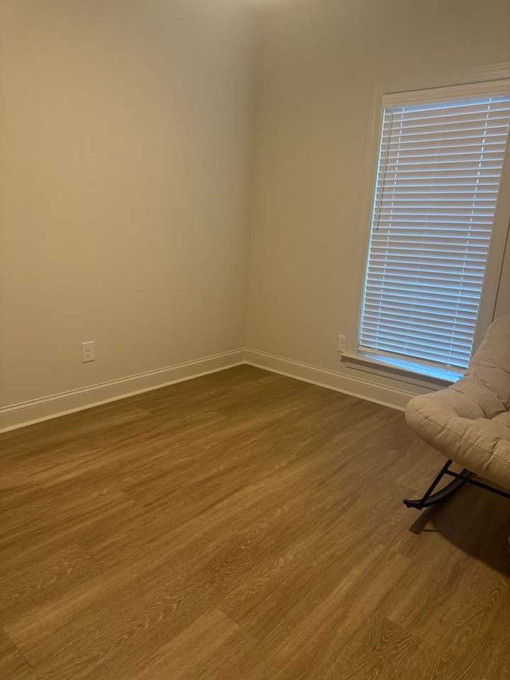 620 E Glenn Ave - Photo 3 of 17