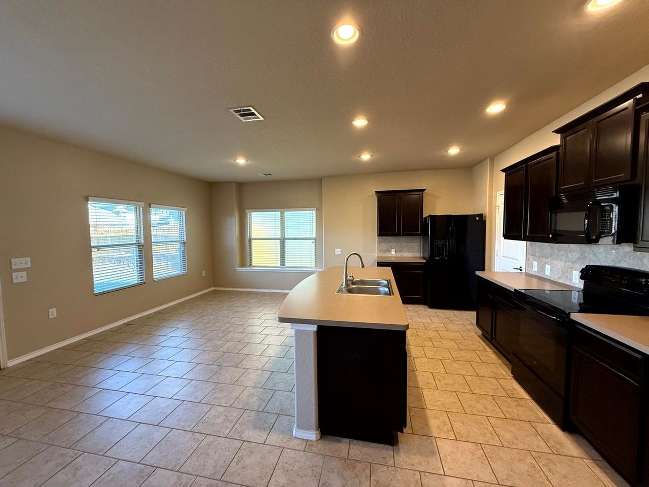 6015 Cielo Rnch - Photo 7 of 26