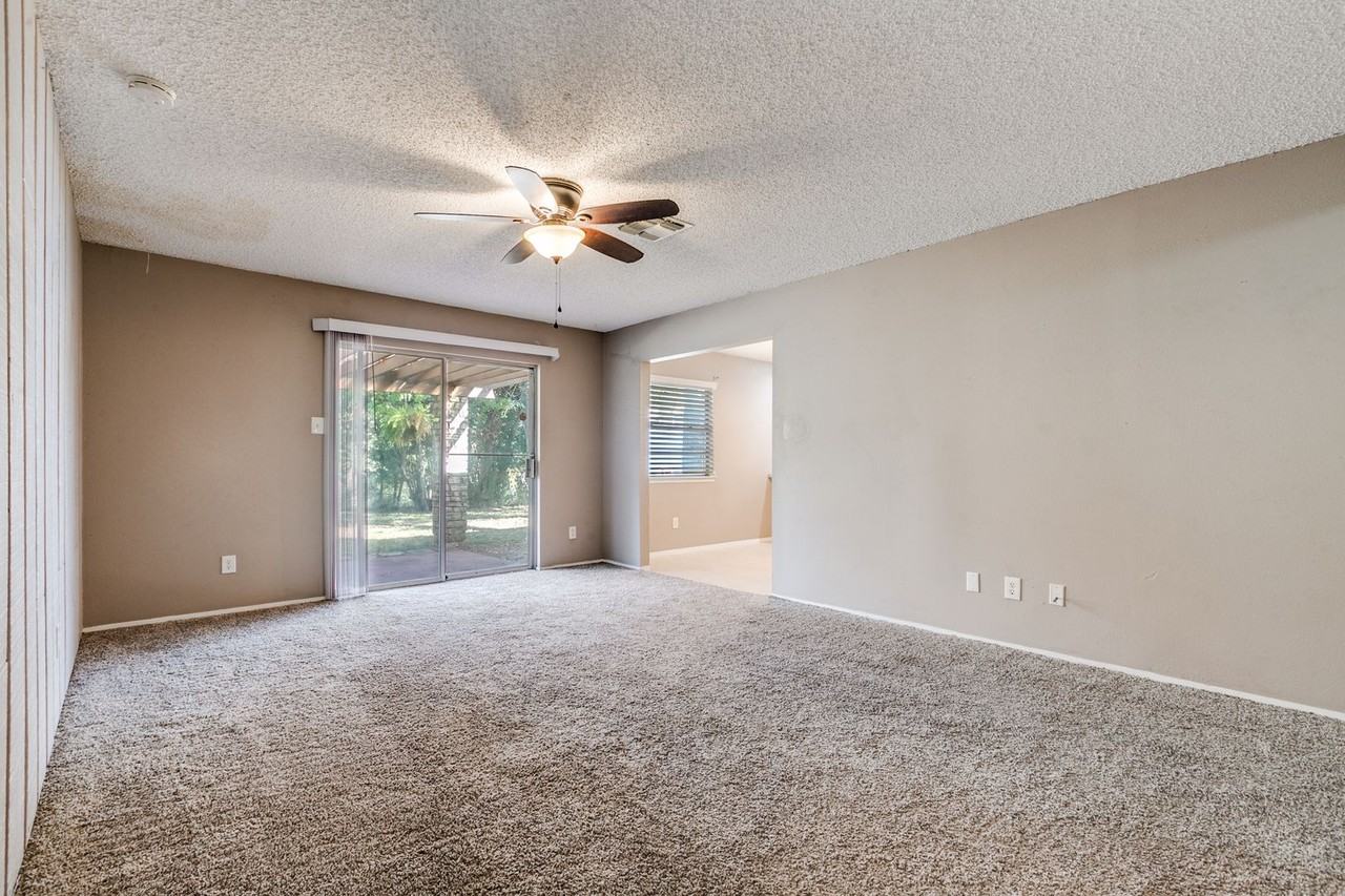 3901 Pipers Ct - Photo 6 of 25